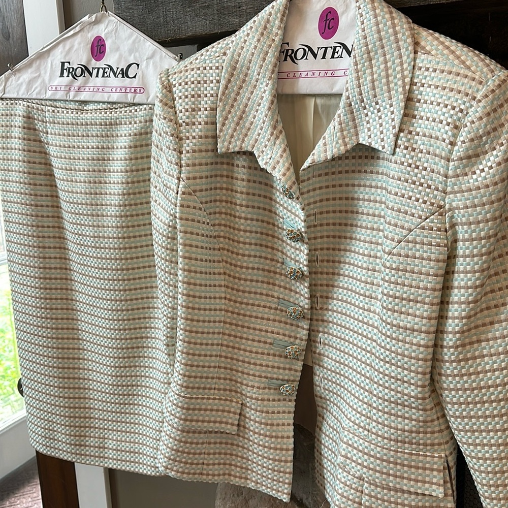 Victor costa skirt jacket